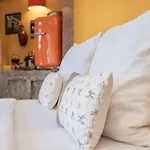 Bed & Breakfast Lointaines Escapades Perpignan