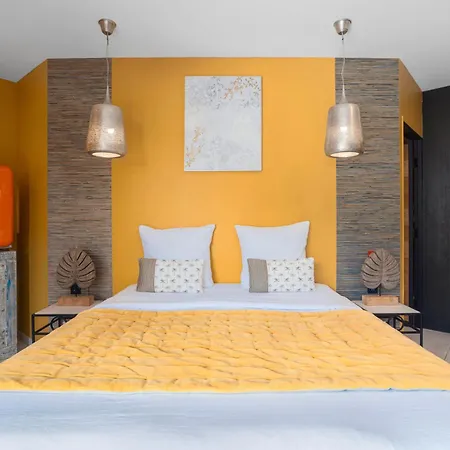 Couette-café Lointaines Escapades 3*