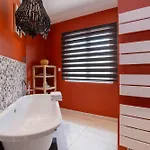 Bed & Breakfast Lointaines Escapades