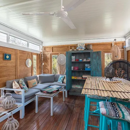 Panzió Lointaines Escapades 3*