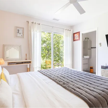 Lointaines Escapades Panzió