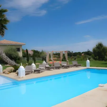 Lointaines Escapades Bed and breakfast Perpiñán