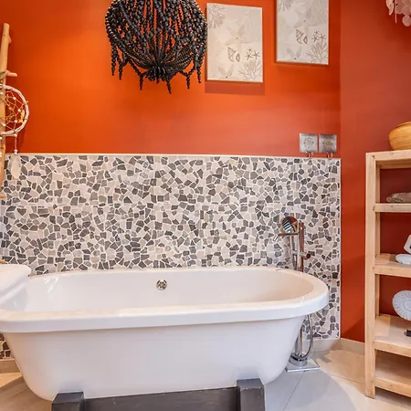 Lointaines Escapades Panzió 3*