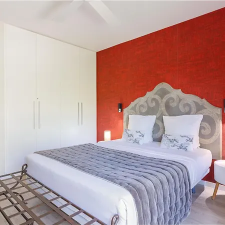 Couette-café Lointaines Escapades 4*