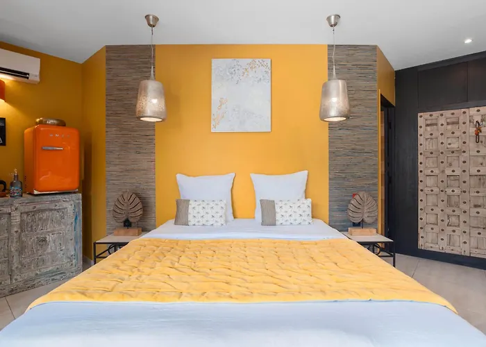 Nocleg ze śniadaniem Lointaines Escapades 4*